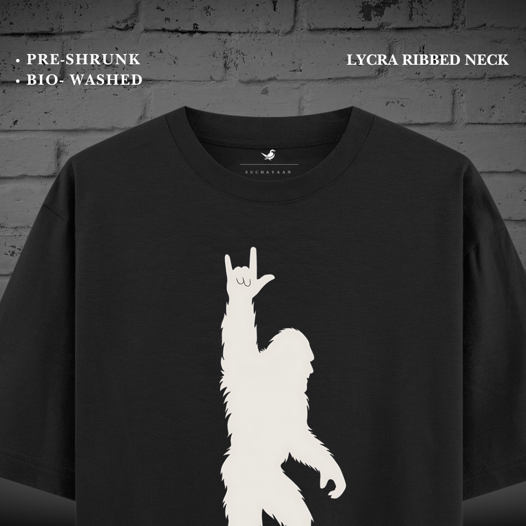 Guerrilla Rockstar Oversized Tee – Rebel in Style!