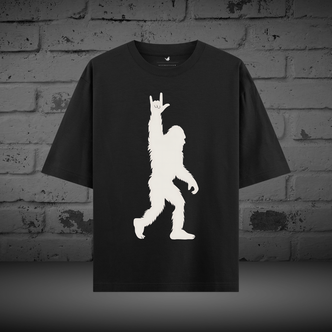 Guerrilla Rockstar Oversized Tee – Rebel in Style!