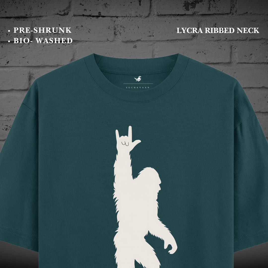 Guerrilla Rockstar Oversized Tee – Rebel in Style!