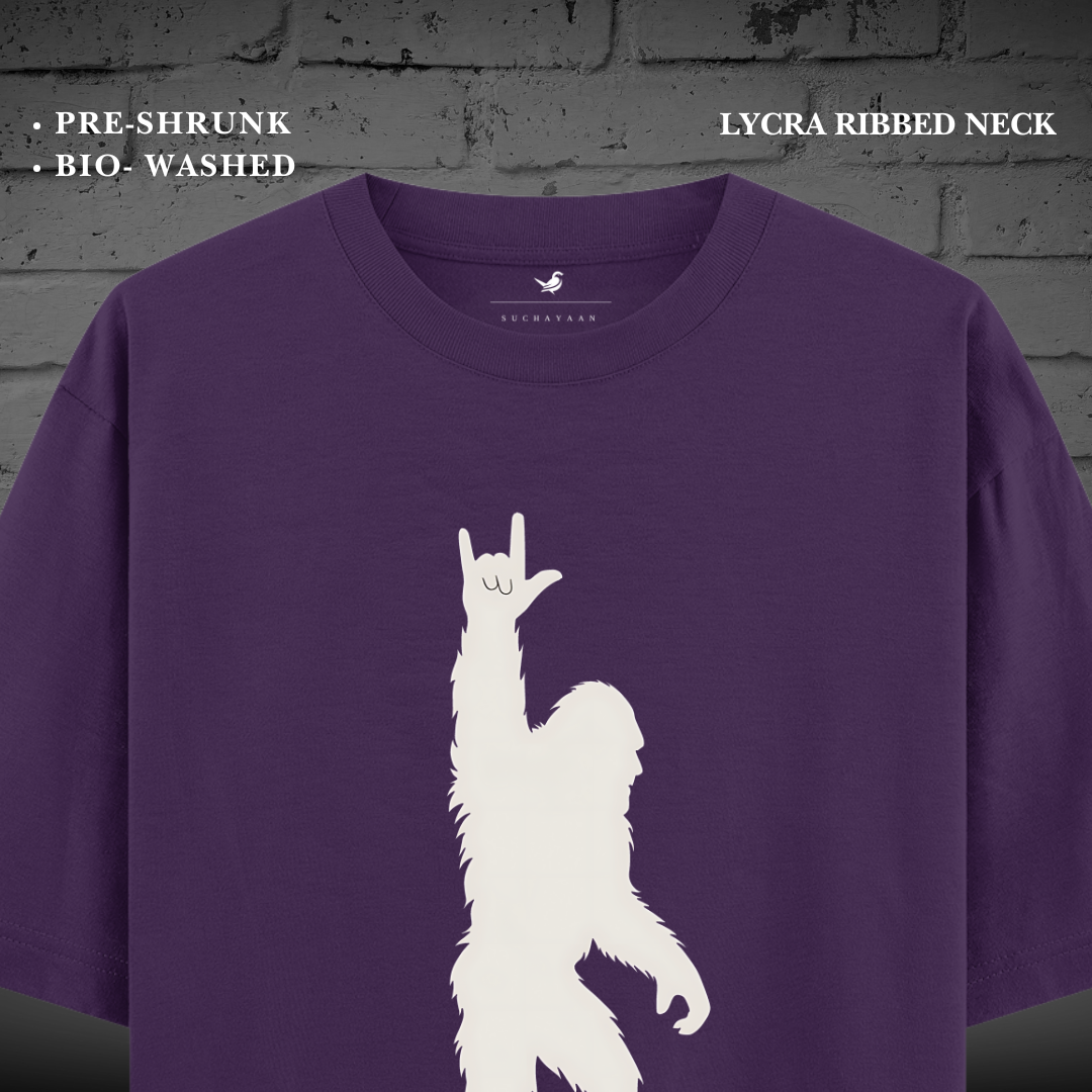Guerrilla Rockstar Oversized Tee – Rebel in Style!