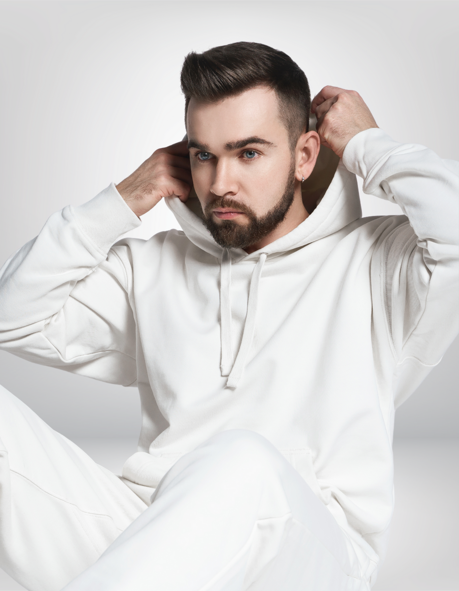 Sweatshirts & Hoodies For Him