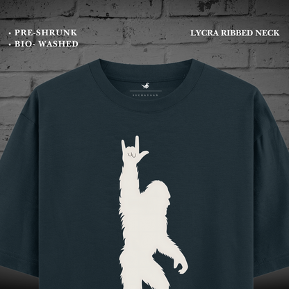 Guerrilla Rockstar Oversized Tee – Rebel in Style!
